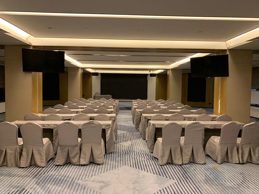 南京三星级酒店最大容纳100人的会议场地|博利滋会议室的价格与联系方式